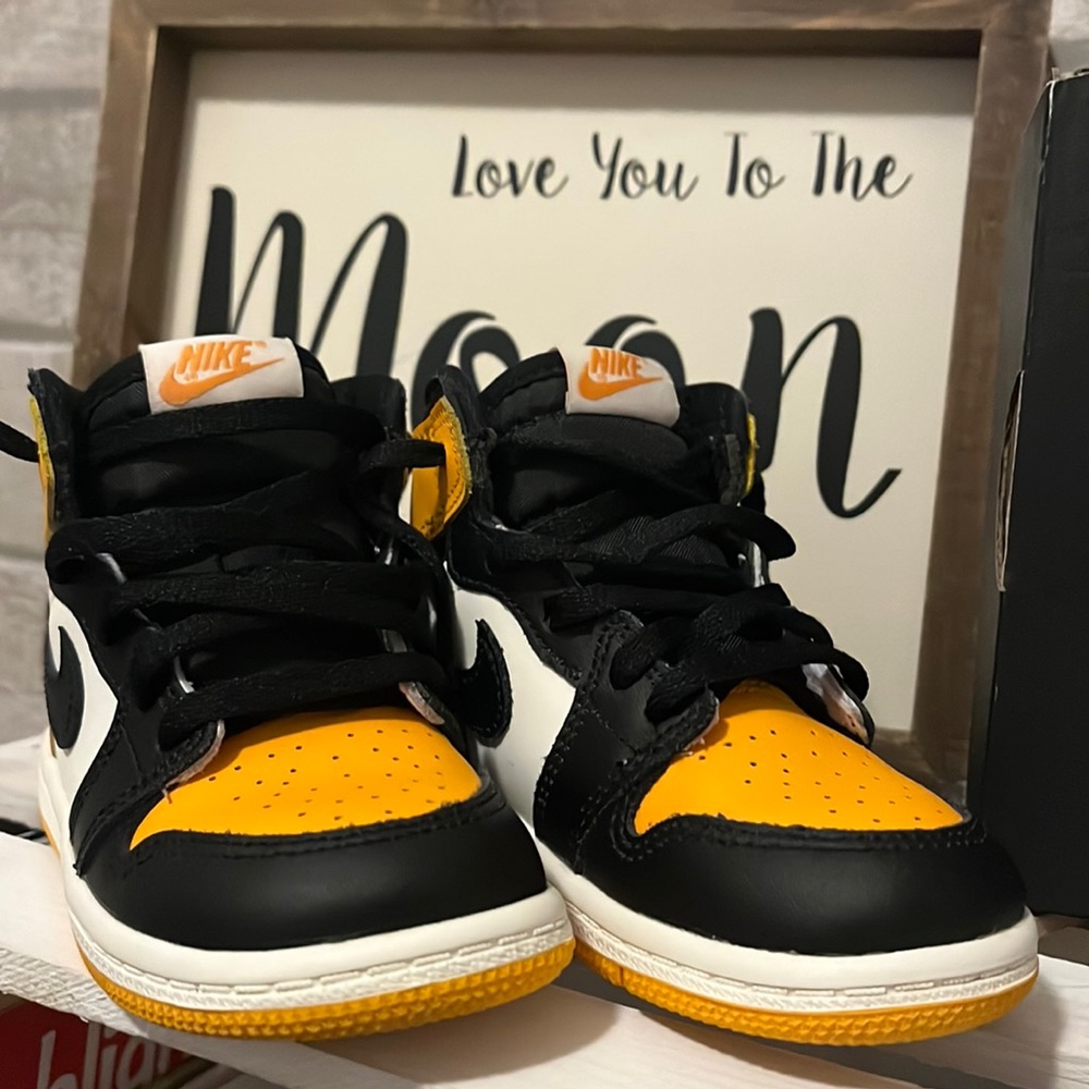 Jordan 1 Retro High OG (toddler) Nike